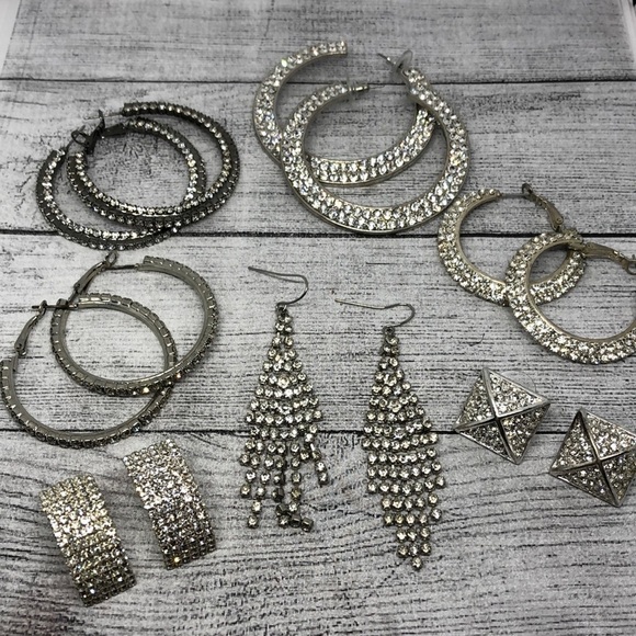 Bundle lot 7 dazzling rhinestone glam earrings statement variety - Picture 1 of 8